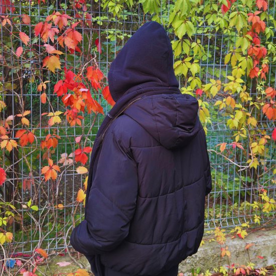 7028-2 : Scoodie Detachable Hooded Scarf- black- size L