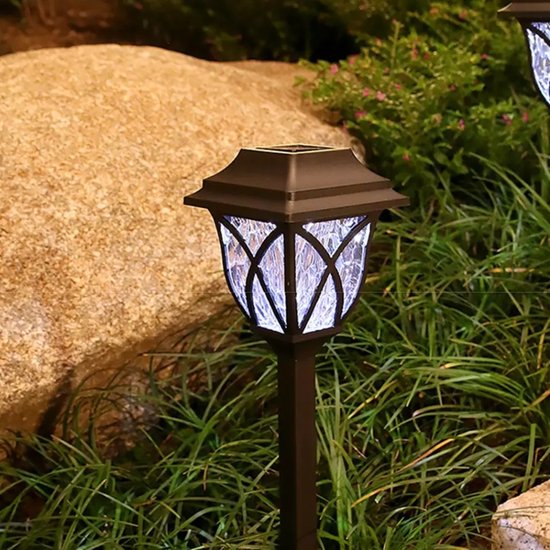 297 : SOLAR GARDEN LAMP 44CM