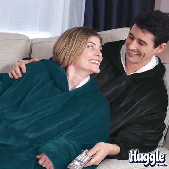 2252 : Ultra Plush Huggle Hoodie Blanket