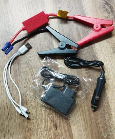 448 : Jump starter powerbank 24000 mah