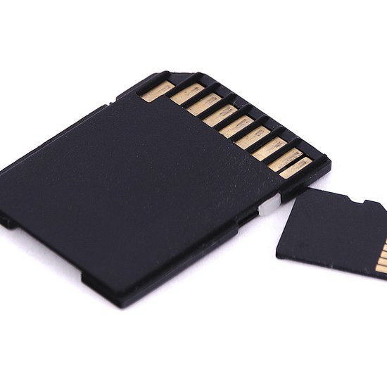 2008 : 32GB micro SD card + adapter