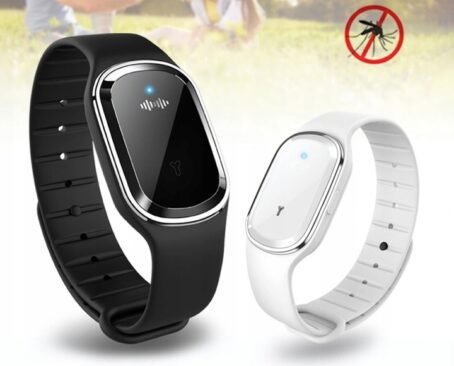 085 : Ultrasonic mosquito repellent watch | white and black
