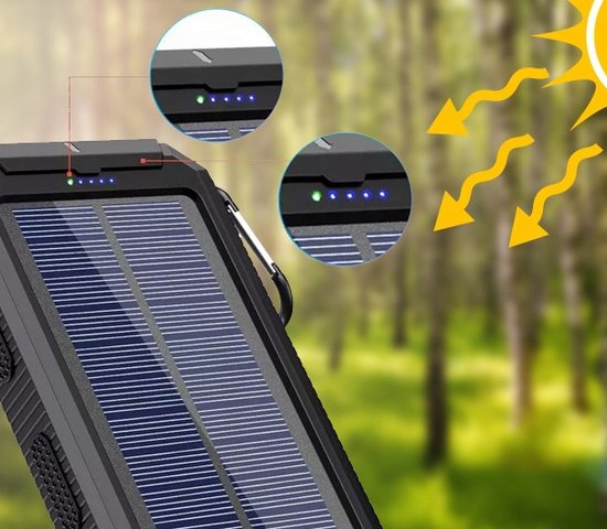 352 : Solar powerbank compass 8 000 mAh