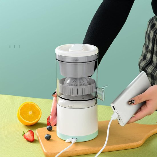 2118 : ADM Portable USB Citrus Juicer – Fresh Juice Anytime, Anywhere