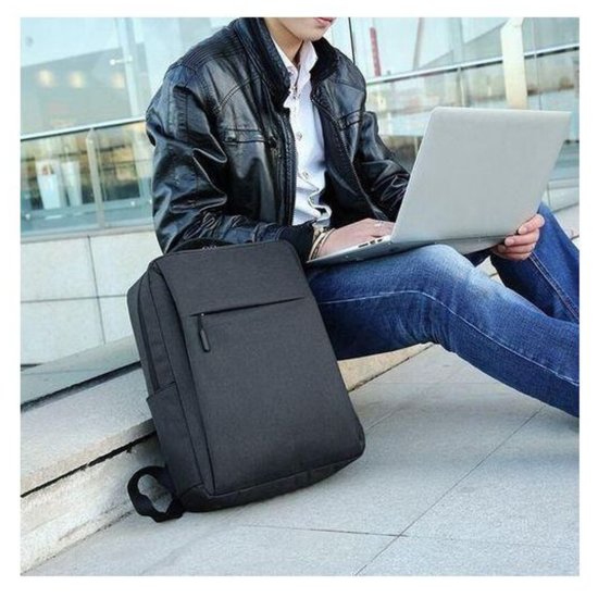 2038 : Anti-theft Waterproof Backpack with USB Port
