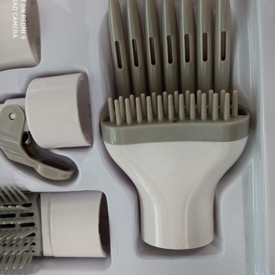 087 : 8-in-1 Hair Styler & Dryer