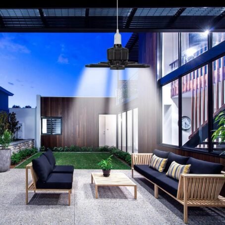 166 : High-Power Foldable LED Lamp for Garage, Warehouse & Workshop