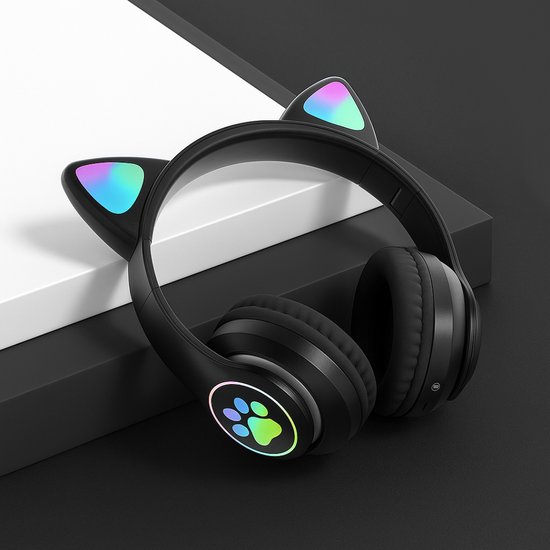 300 : WIRELESS BLUETOOTH HEADPHONES CAT EARS LED