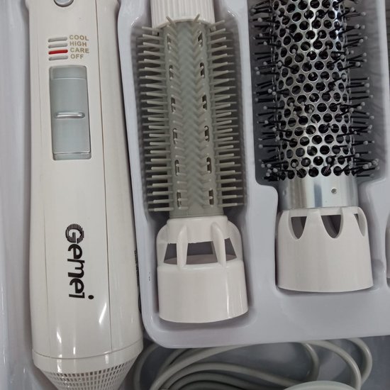 087 : 8-in-1 Hair Styler & Dryer