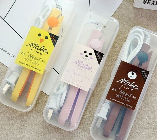 377 : Mini ceramic hair straightener