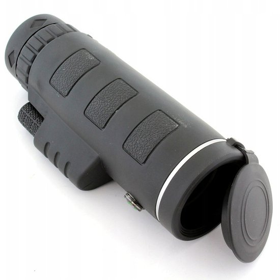 083 : Telescopic lens on a stand for a phone 40x60