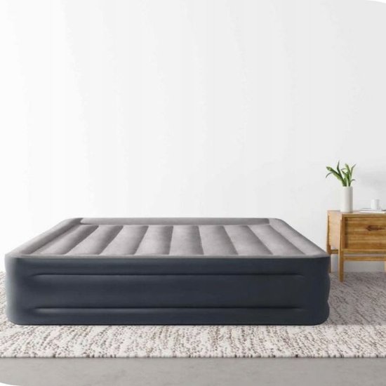 Materac łóżko z wbudowaną pompą elektryczną