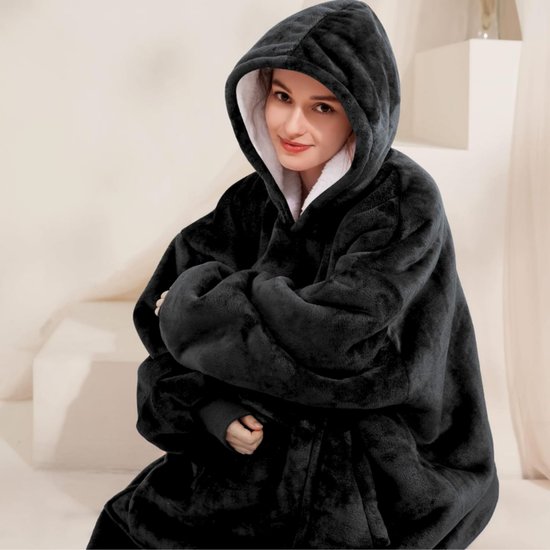 2252 : Ultra Plush Huggle Hoodie Blanket